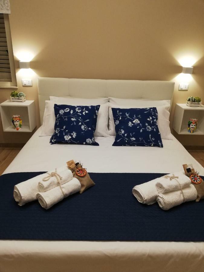 Sicitaly Taormina Panzió Kültér fotó